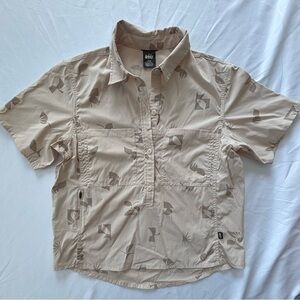 REI Women’s Beige Co-Op Polo Shirt Collared Hiking Top Size Small EUC Activewear